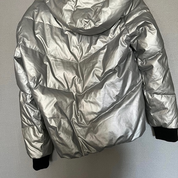 MLB coat - Picture 2 of 3